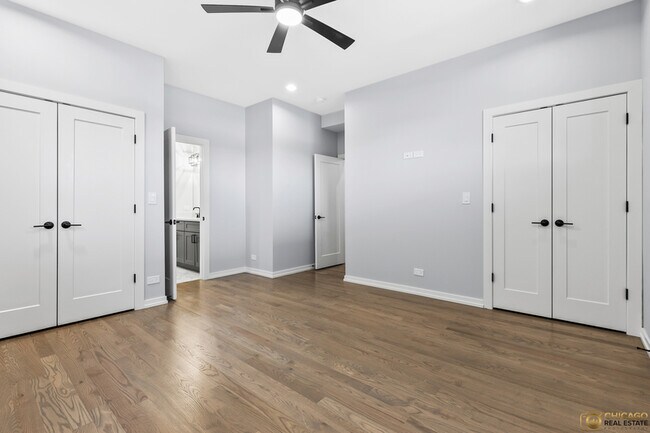 Building Photo - 4402 S Prairie Ave