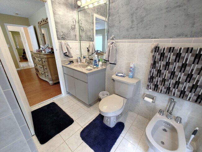 Building Photo - 894 NW 134th Pl