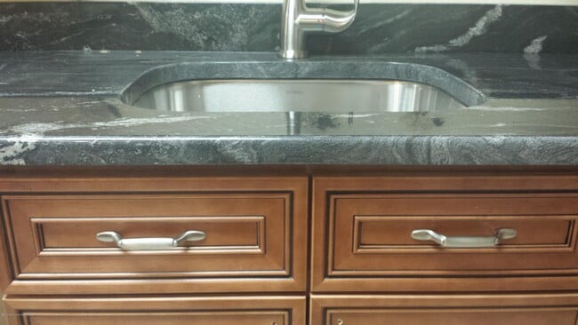 Building Photo - 434A Andover Dr