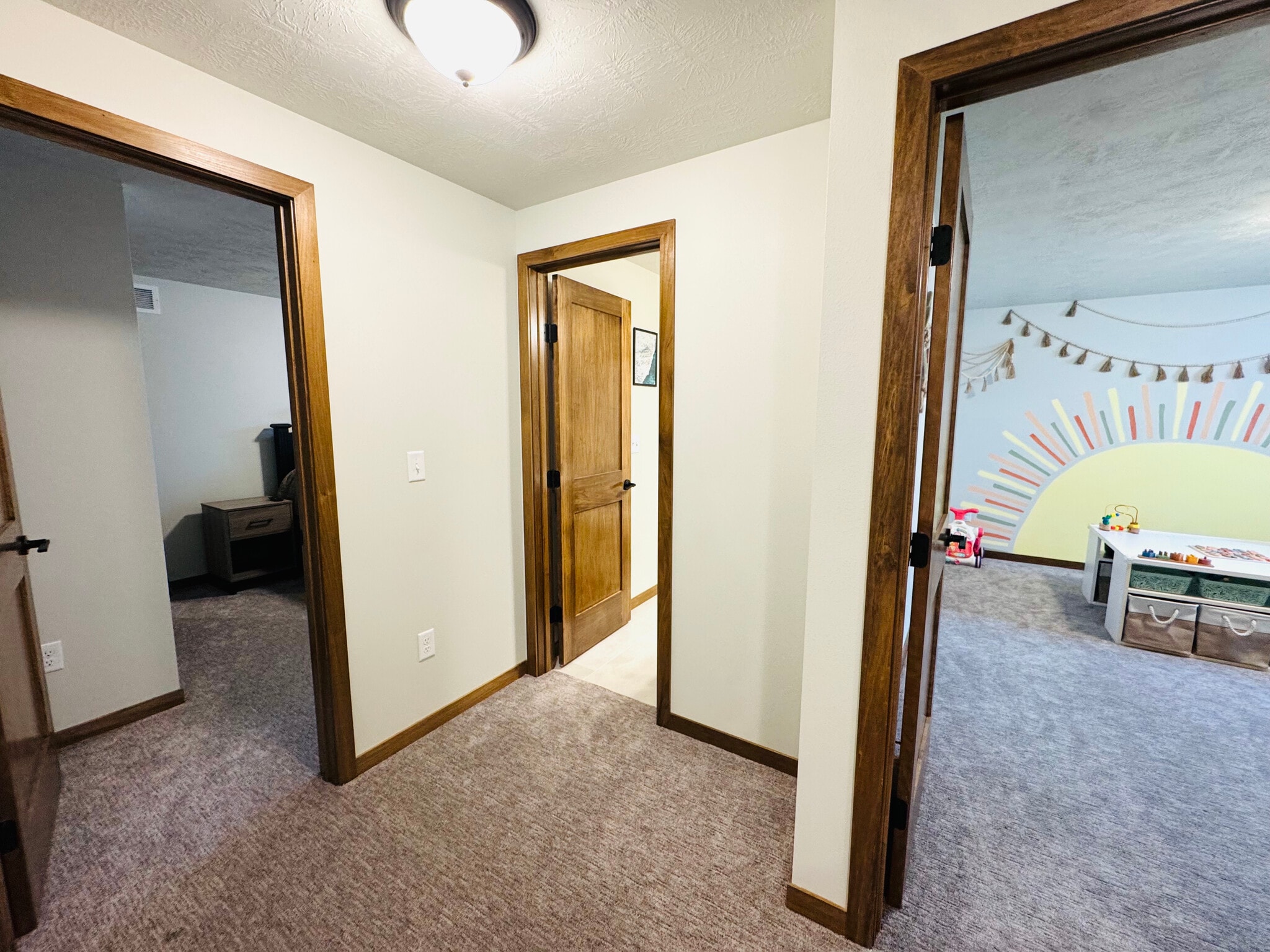 Building Photo - 5513 S Dubuque Ave