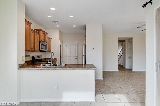 Building Photo - 4229 W Galapagos Ave