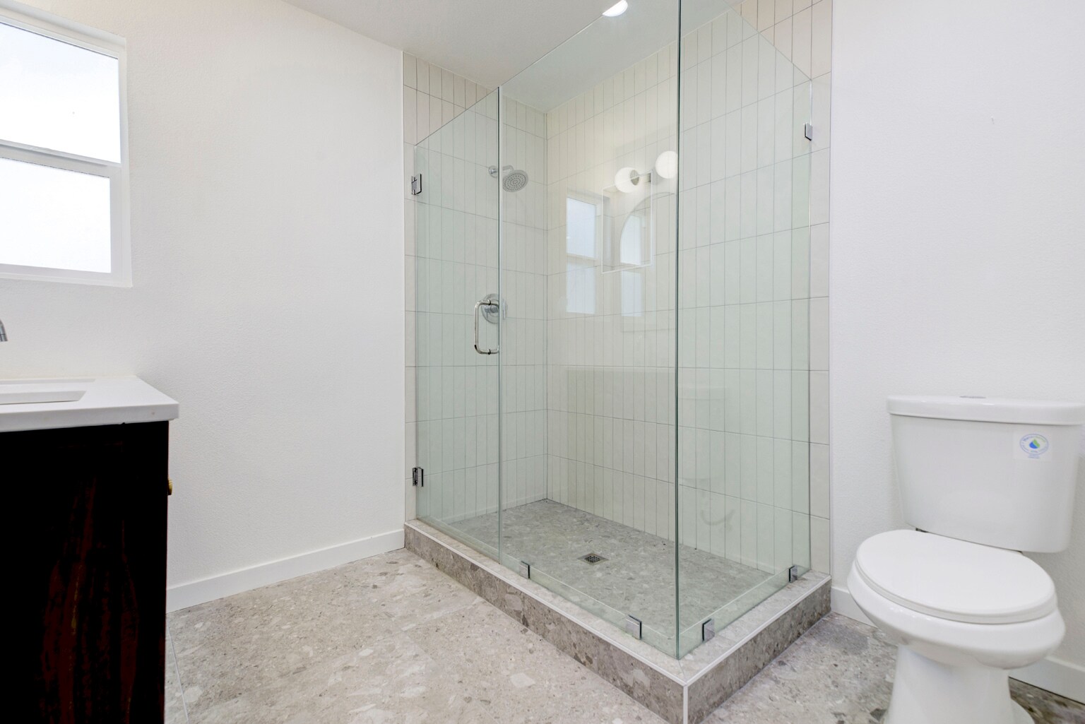 Building Photo - 8051 Etiwanda Ave