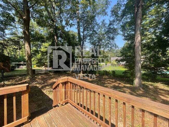 Building Photo - 748 Wimbish Rd