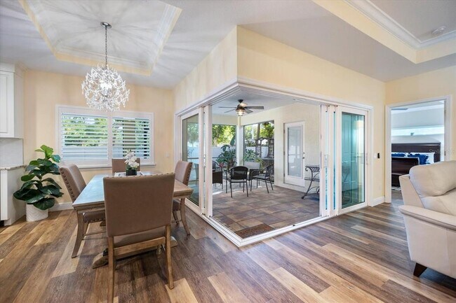 Building Photo - 2339 Datura St