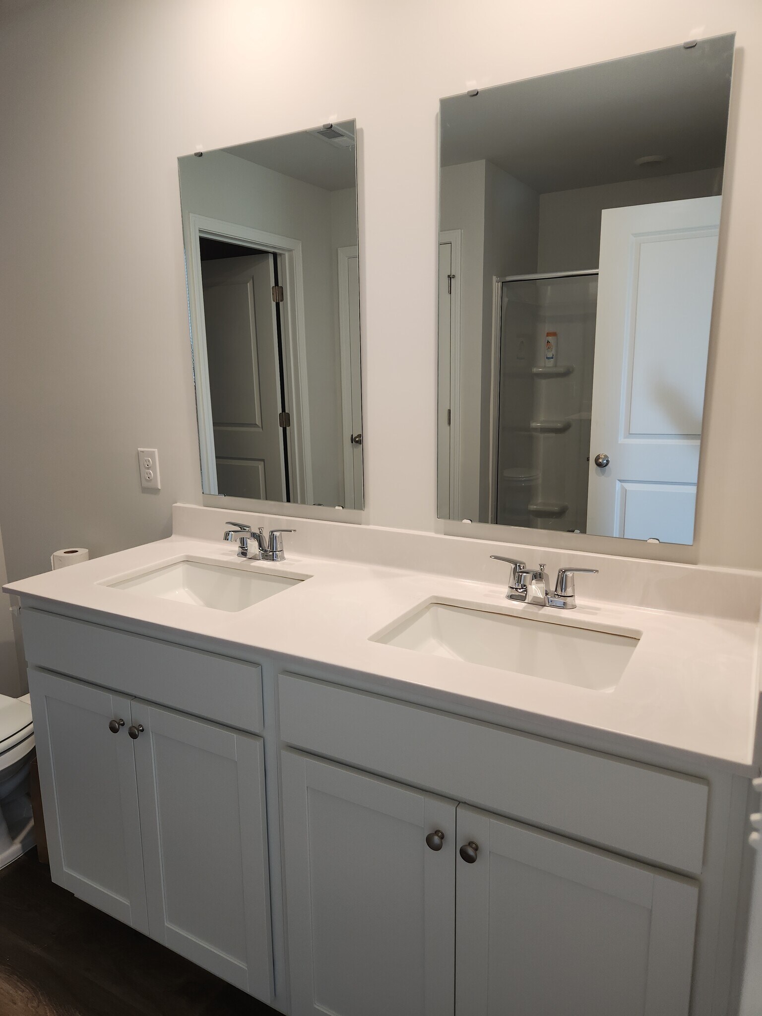 Building Photo - 321 Bluebell Way