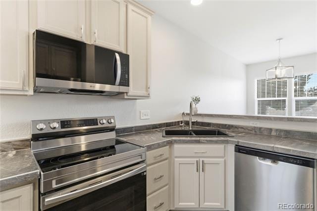 Building Photo - 3797 Windriver Trl