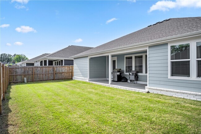 Building Photo - 4411 W Canyon Run Dr