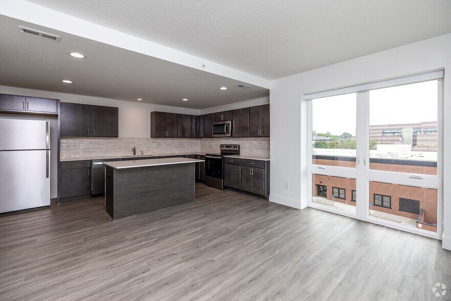Studio - Mott/622 SF - Kitchen - Tempo East Village