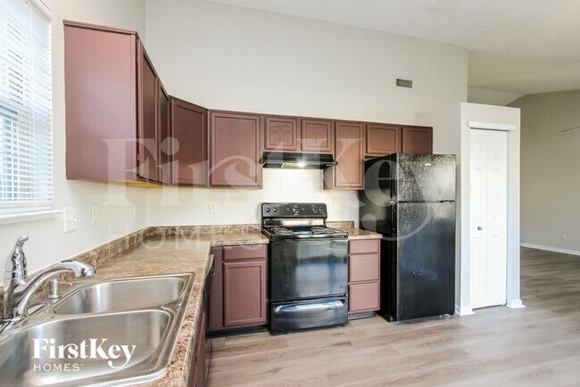 Building Photo - 8407 Fort Sumter Dr