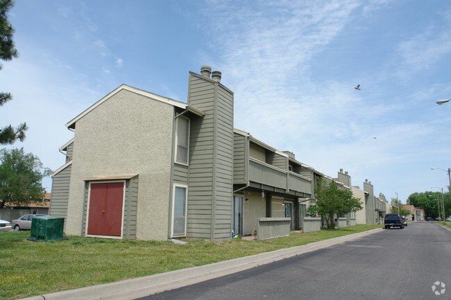 Building Photo - Pelican Point Apartments