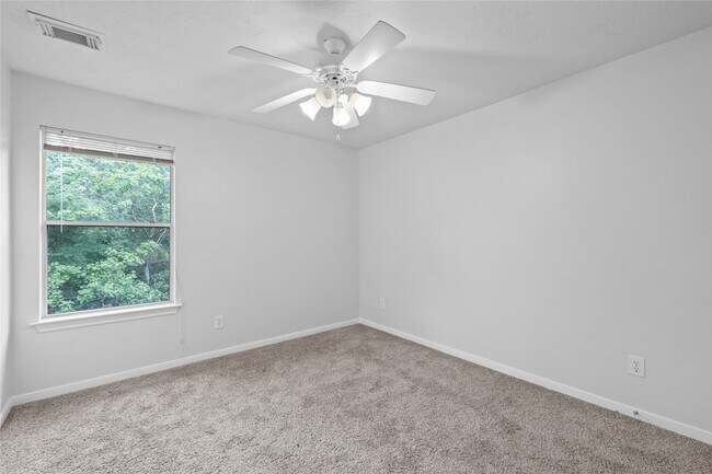 Building Photo - 107 W Burberry Cir