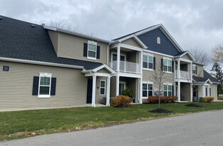 Building Photo - The Oaks at South Park
