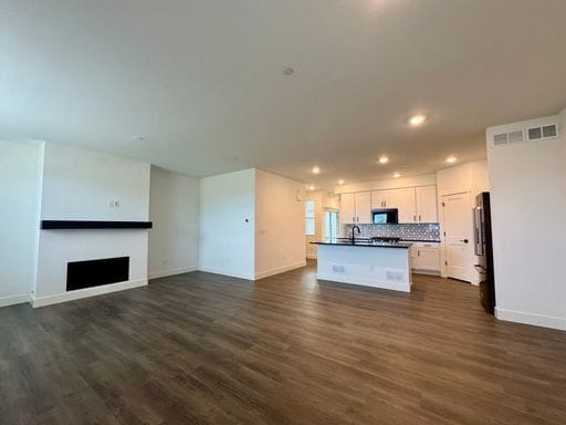 Building Photo - Beautiful New Build for Rent in Broomfield...