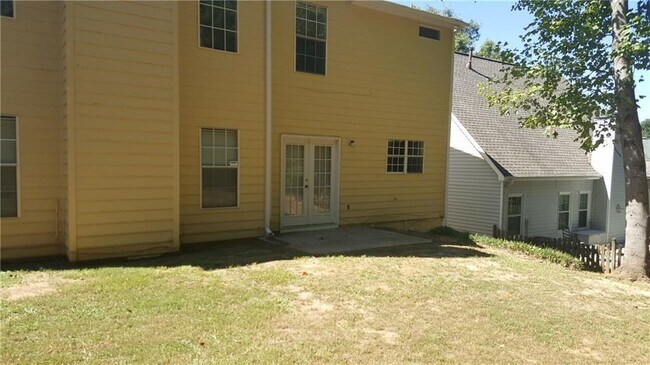 Building Photo - 3630 Montrose Pond Walk