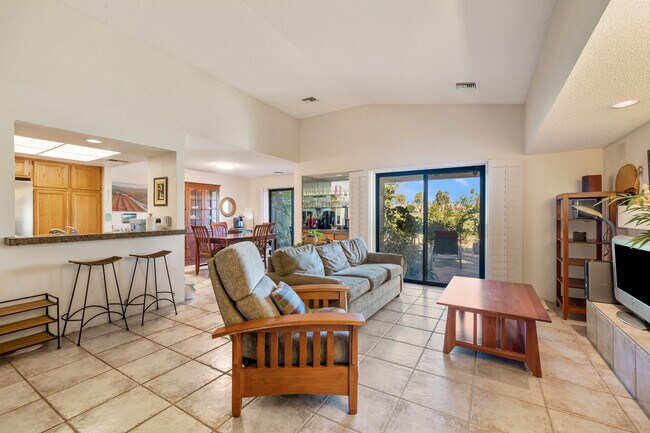 Building Photo - 17 Mission Ct