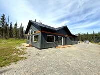 Building Photo - LIKE NEW K-BEACH HOME!