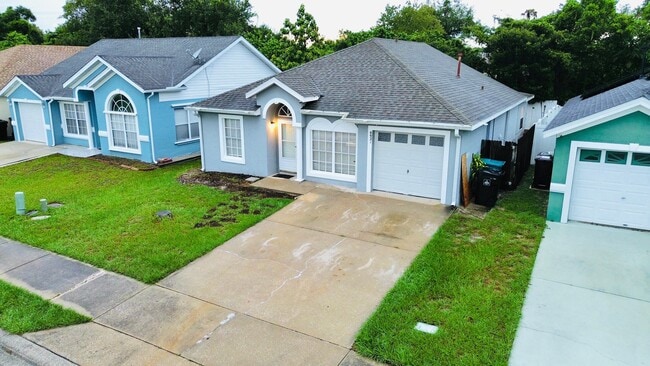 Building Photo - 6921 Long Needle Ct