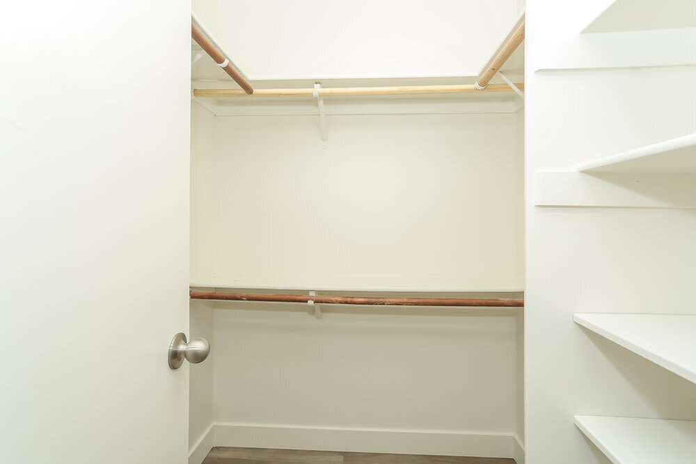 Building Photo - 5221 Shady Grove Ln