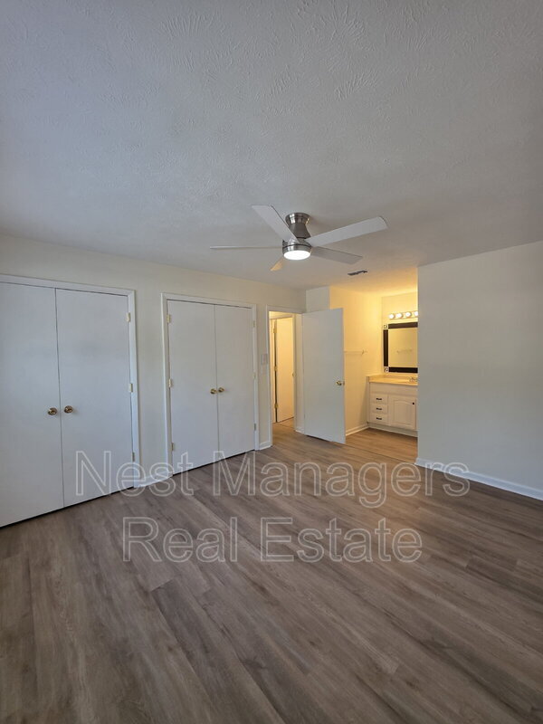 Building Photo - 6780 Willowbrook Dr