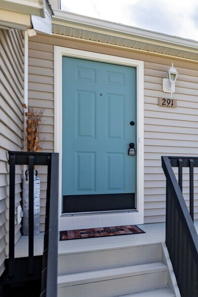 Building Photo - 291 Westgrove Ct