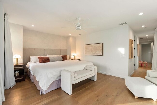 Building Photo - 1123 Abbeys Way