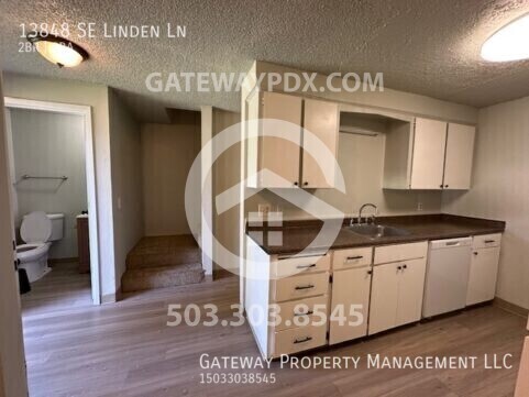 Building Photo - 13848 SE Linden Ln
