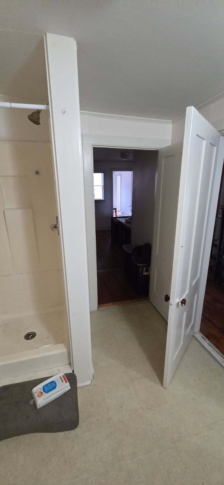 Building Photo - 15 Friendship Rd