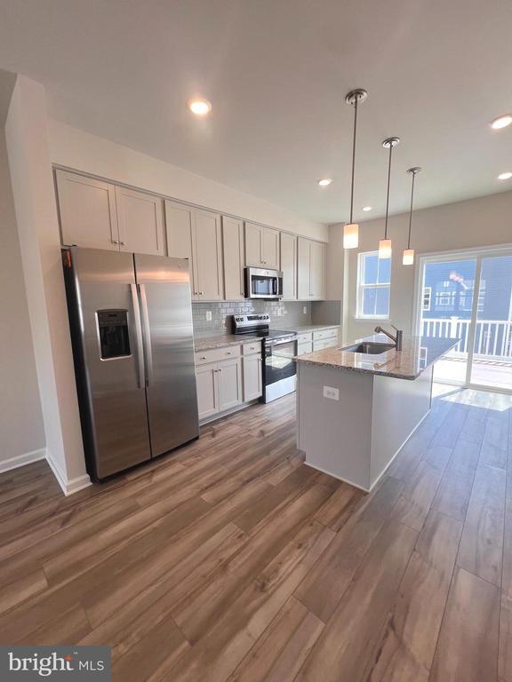 Building Photo - 311 Sandy Btm Cir