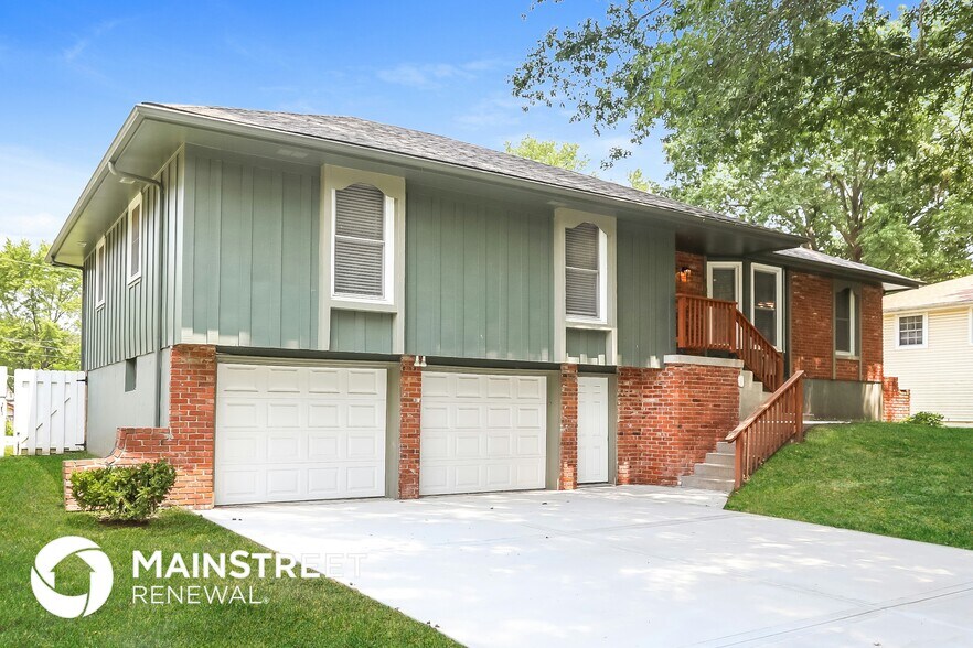 Building Photo - 409 NW Meadowview Dr