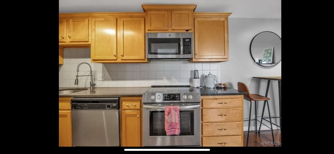 Building Photo - 849 Delaware Ave