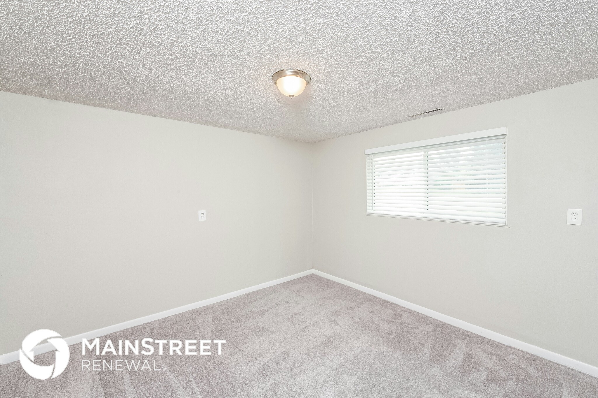 Building Photo - 6948 S Dexter St