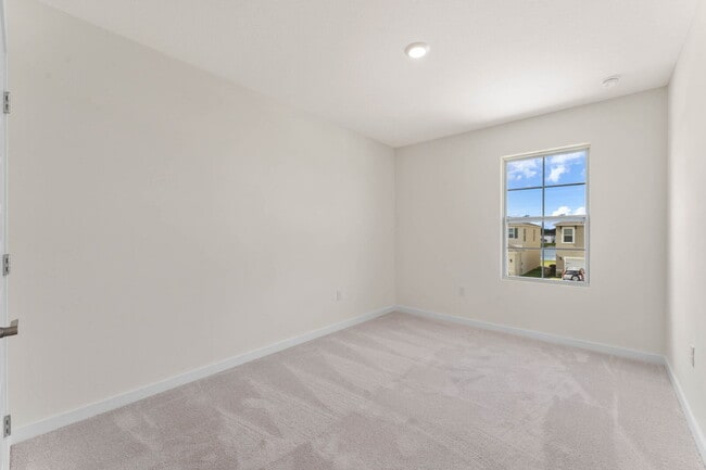 Building Photo - Stylish 4-Bedroomf in Summerly, Saint Cloud - Minutes from Lake Nona. Available after August 10!