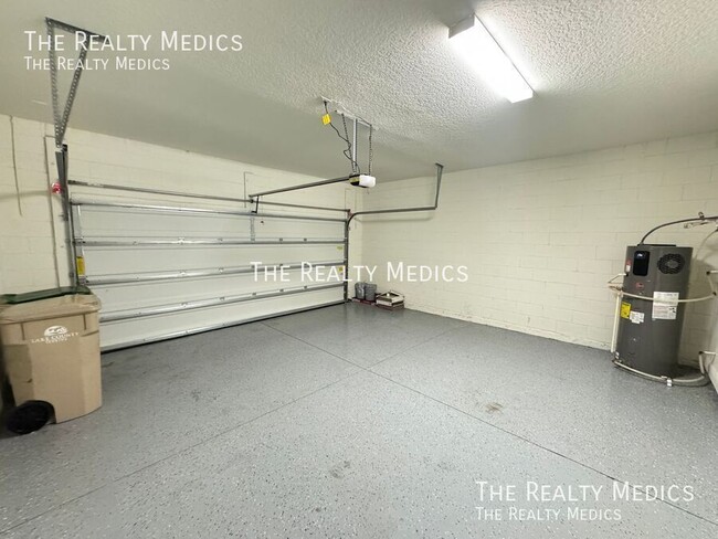 Building Photo - 2746 Sanctuary Dr