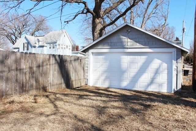 Building Photo - Charming 1.5-Story Home in Winfield – 3 Be...