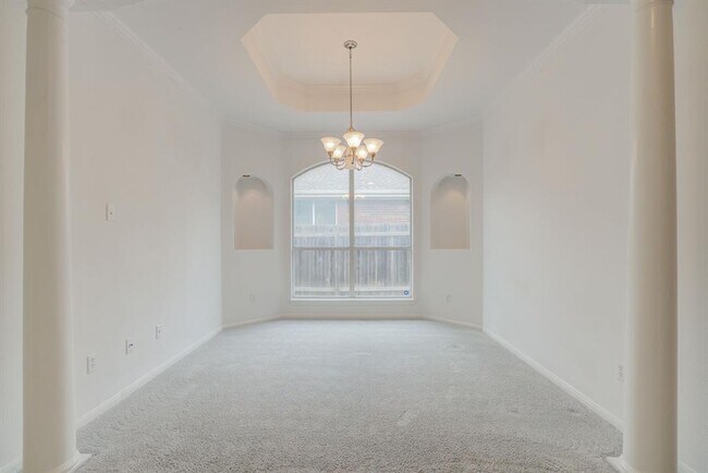 Building Photo - 3624 Malone Dr