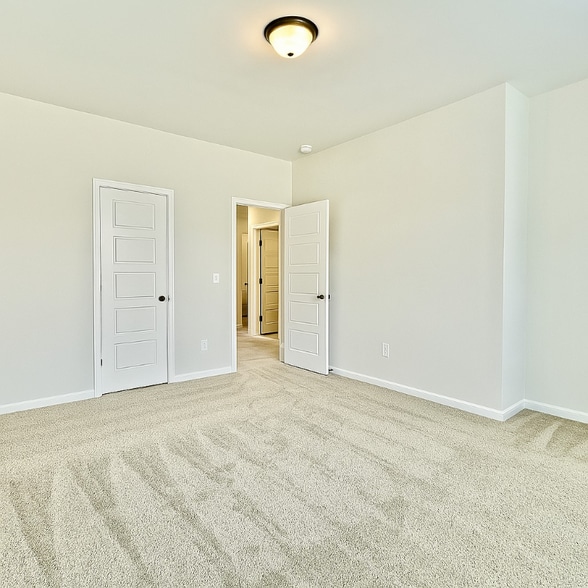 Building Photo - 1702 Dover Creek Ln