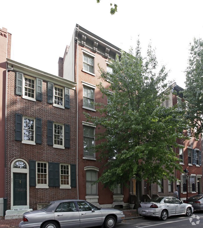 Building Photo - 329 Pine St