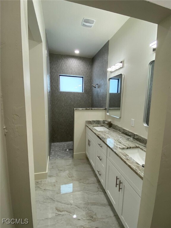 Building Photo - 194 Yager Cir