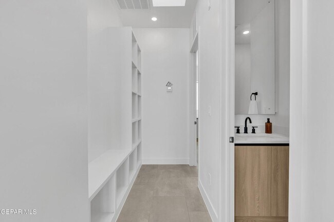 Building Photo - 12741 Persistence Ave