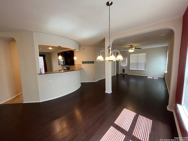 Building Photo - 5939 Akin Song