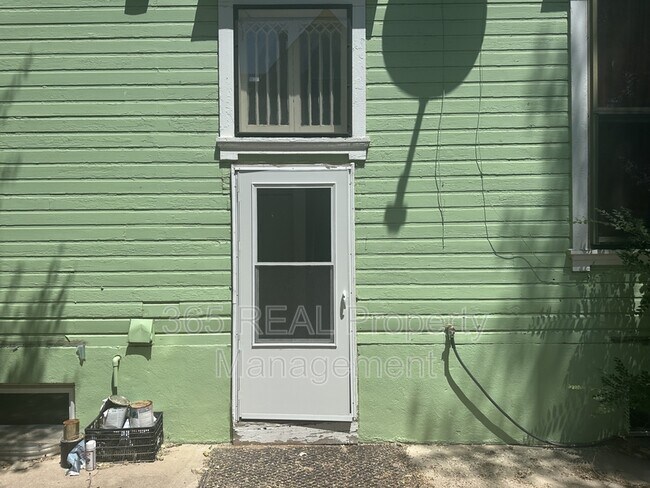 Primary Photo - 1227 12th Ave