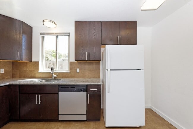 Building Photo - 2231 Ward St