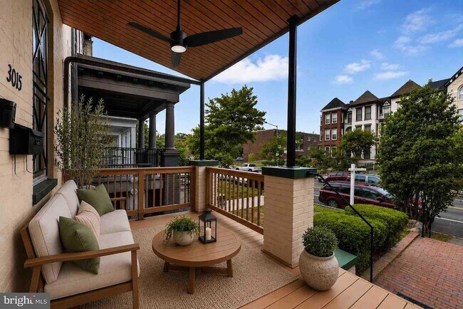 Building Photo - 3015 13th St NW