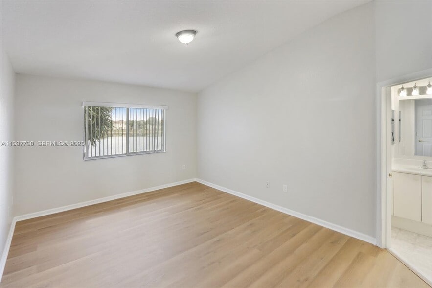 Building Photo - 2830 SW 83rd Ter