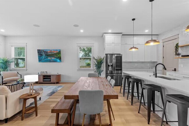 Building Photo - 2407 Harper St