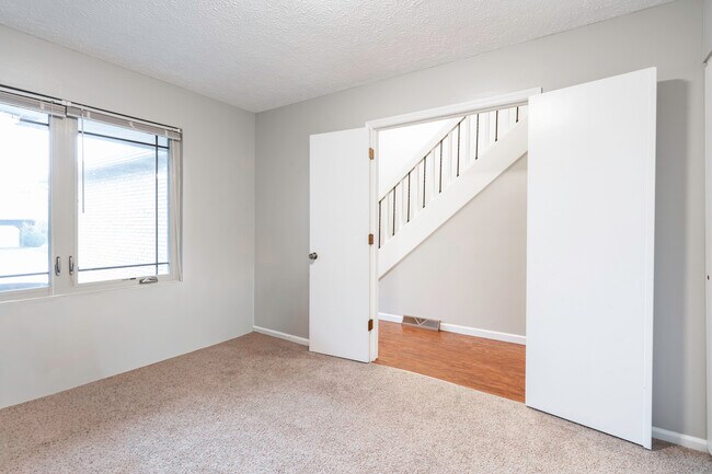 Bedroom 2 - 67 Groton Dr