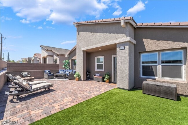 Building Photo - 292 Whitney Crest St