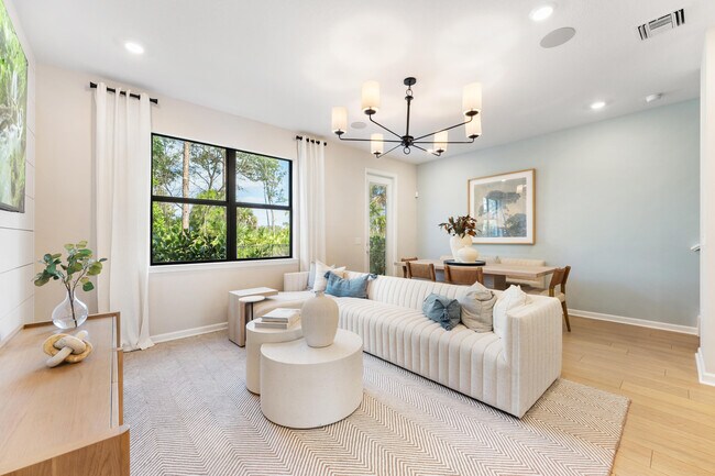 Building Photo - 4315 Efendi Dr