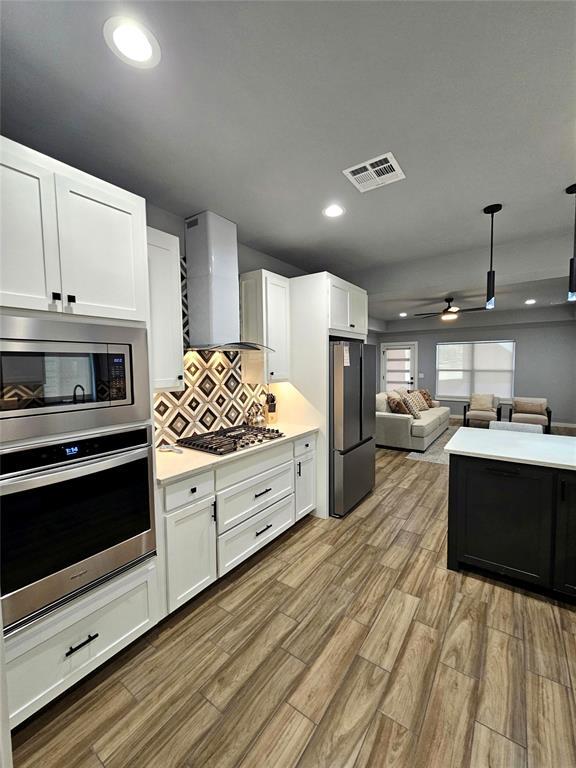 Building Photo - 1615 NE 9th St