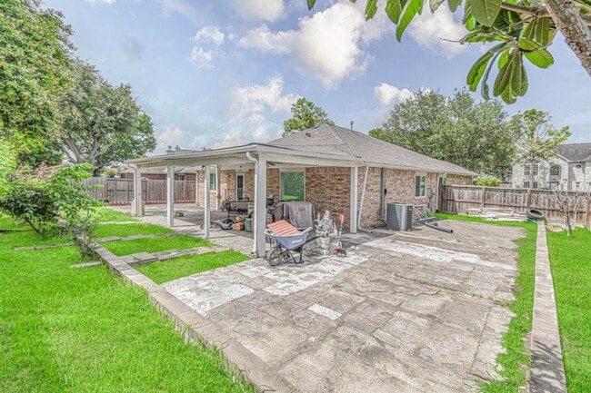 Building Photo - 8914 Emerald Heights Ln